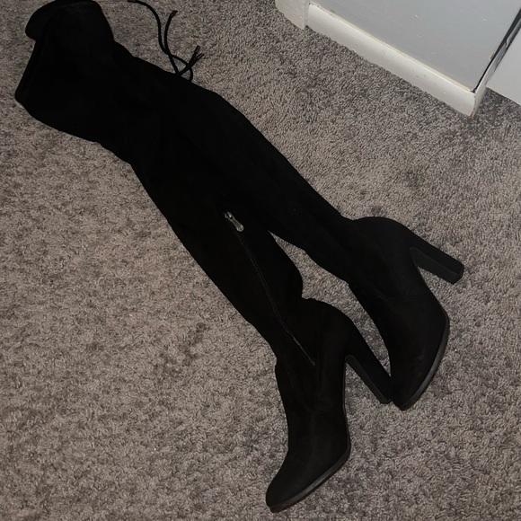 Over the knee boots - Picture 2 of 4